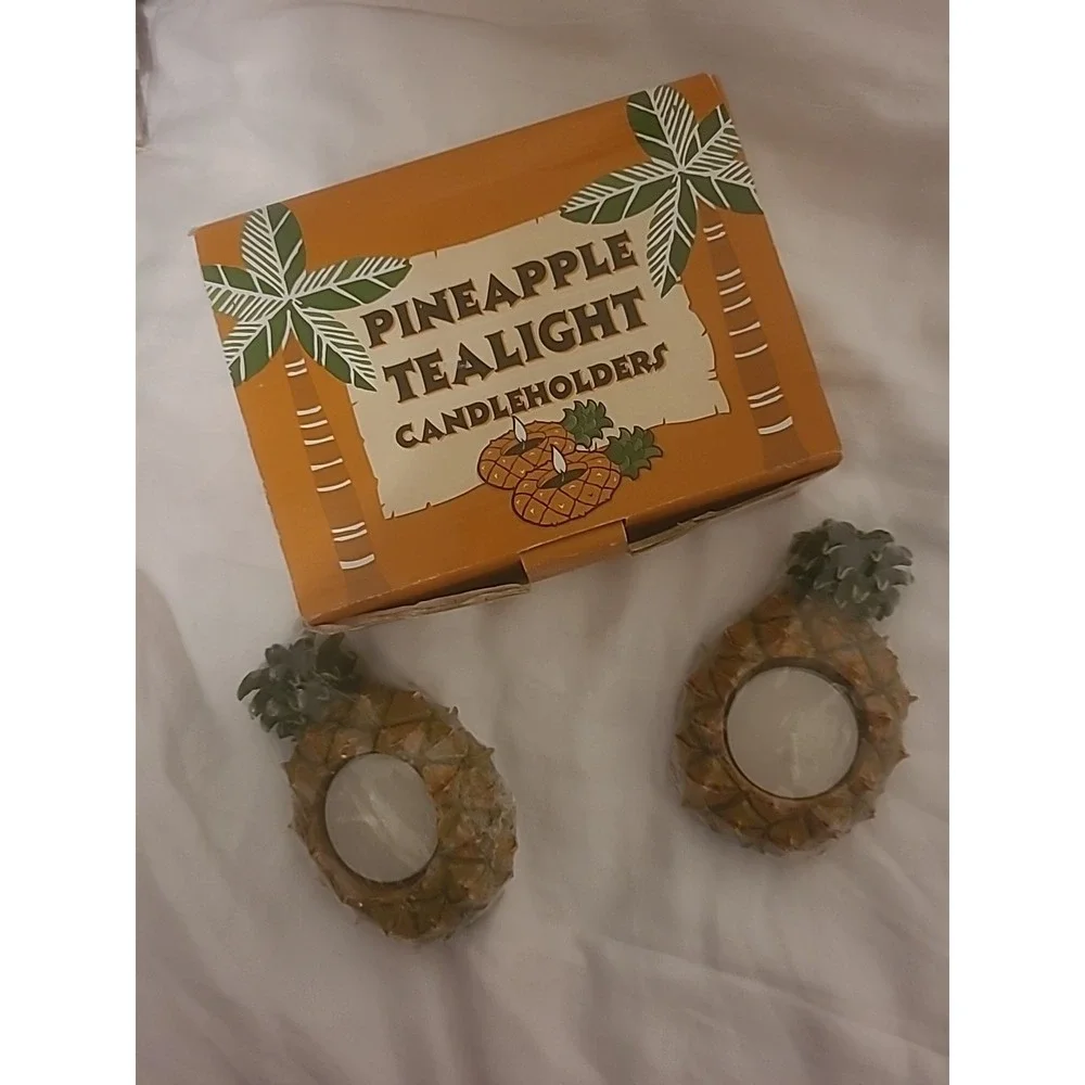 2 Resin Pineapple Tealight‎ Candle Holders